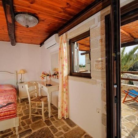 Вілла Stone House With Sea View Achlia Екстер'єр фото