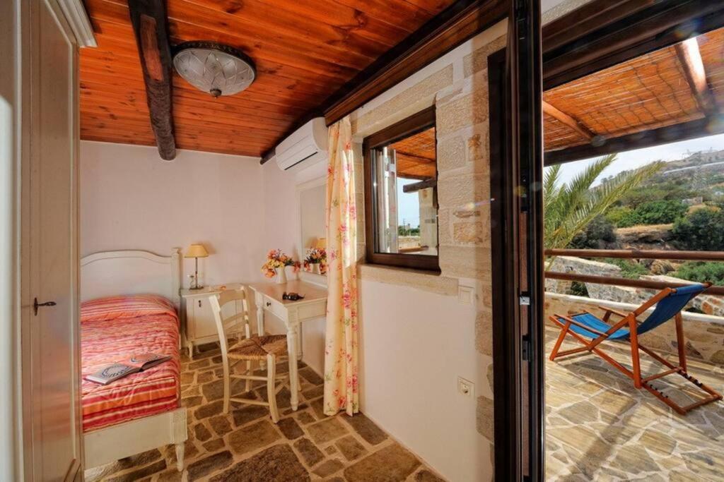 Вілла Stone House With Sea View Achlia Екстер'єр фото